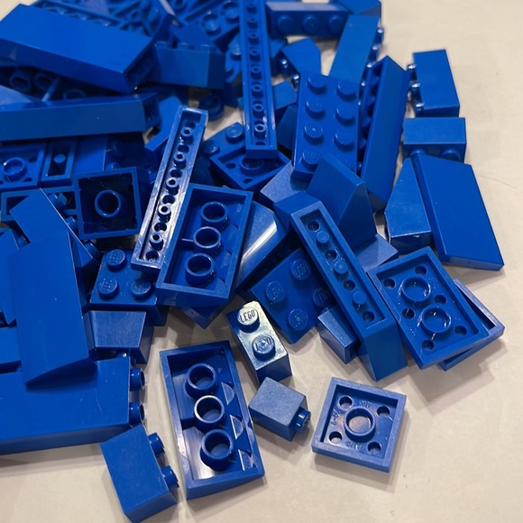 Lego Blocks (100 Pieces) Blue - Picture 3 of 3